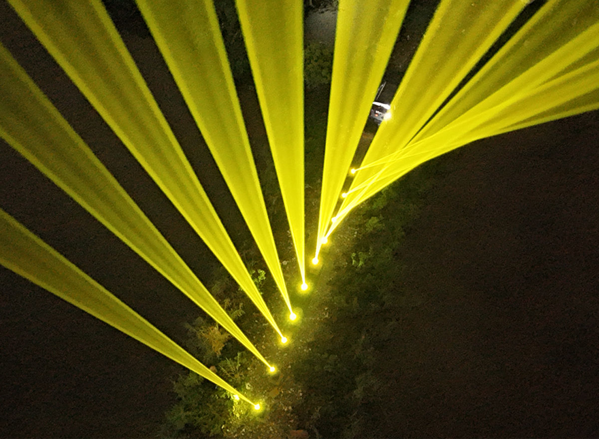 Outdoor Waterproof Laser Beam Moving Head Light 1 في الهواء الطلق للماء شعاع الليزر تتحرك رئيس الضوء 1